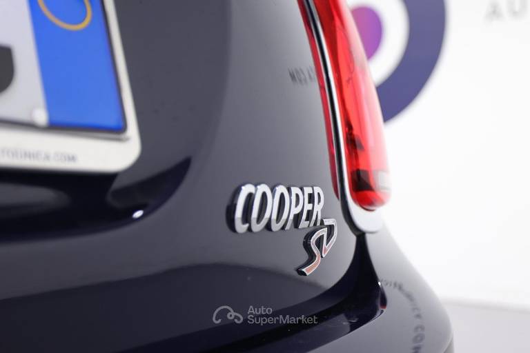 MINI Cooper 24