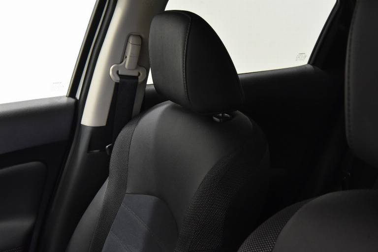 NISSAN Juke 17