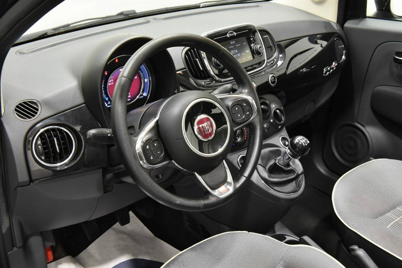 FIAT 500C 3