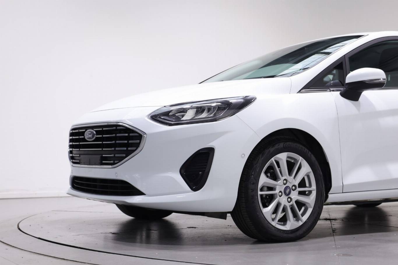 FORD Fiesta 11
