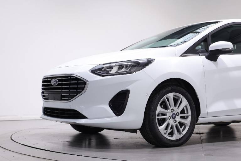 FORD Fiesta 11