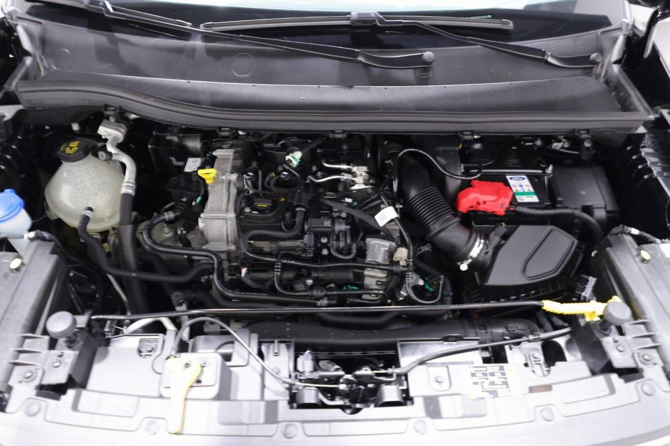 FORD Tourneo Courier 54