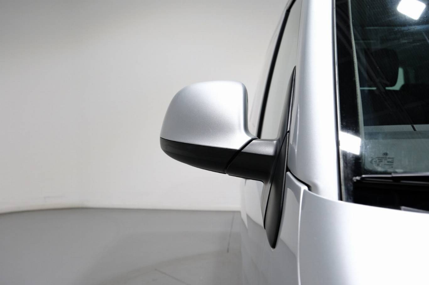 VOLKSWAGEN T5 Multivan 70