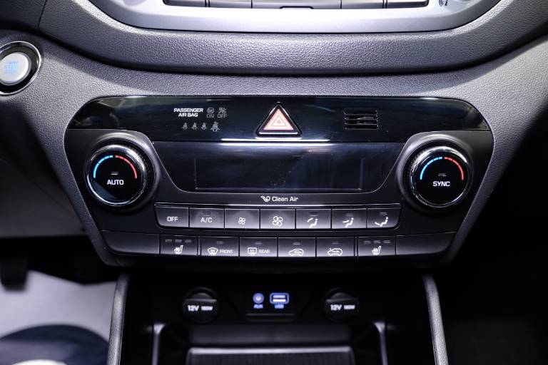 HYUNDAI Tucson 25