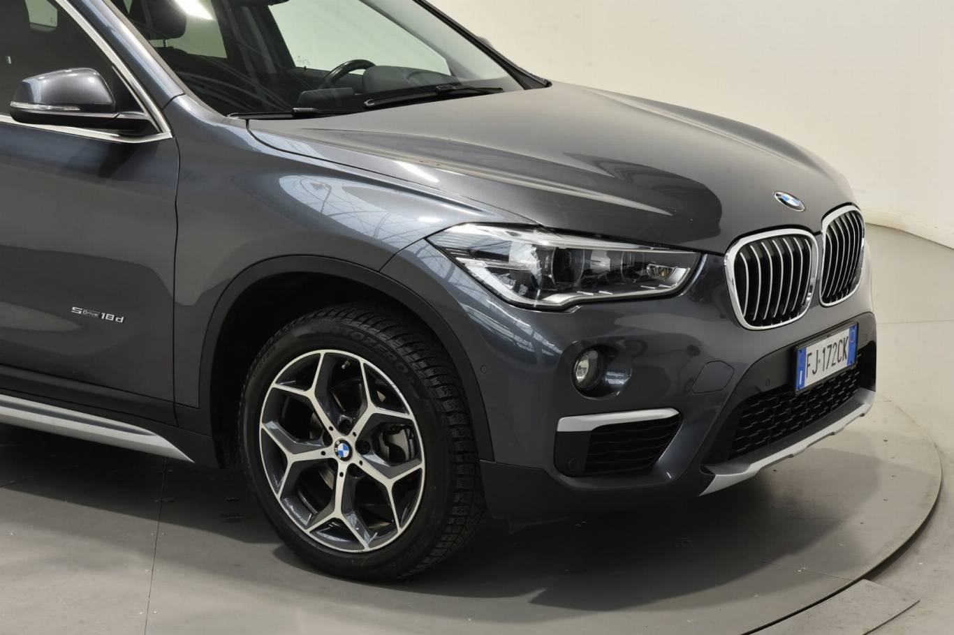 BMW X1 16