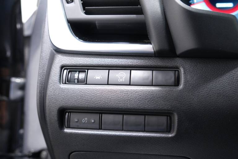 NISSAN Qashqai 26