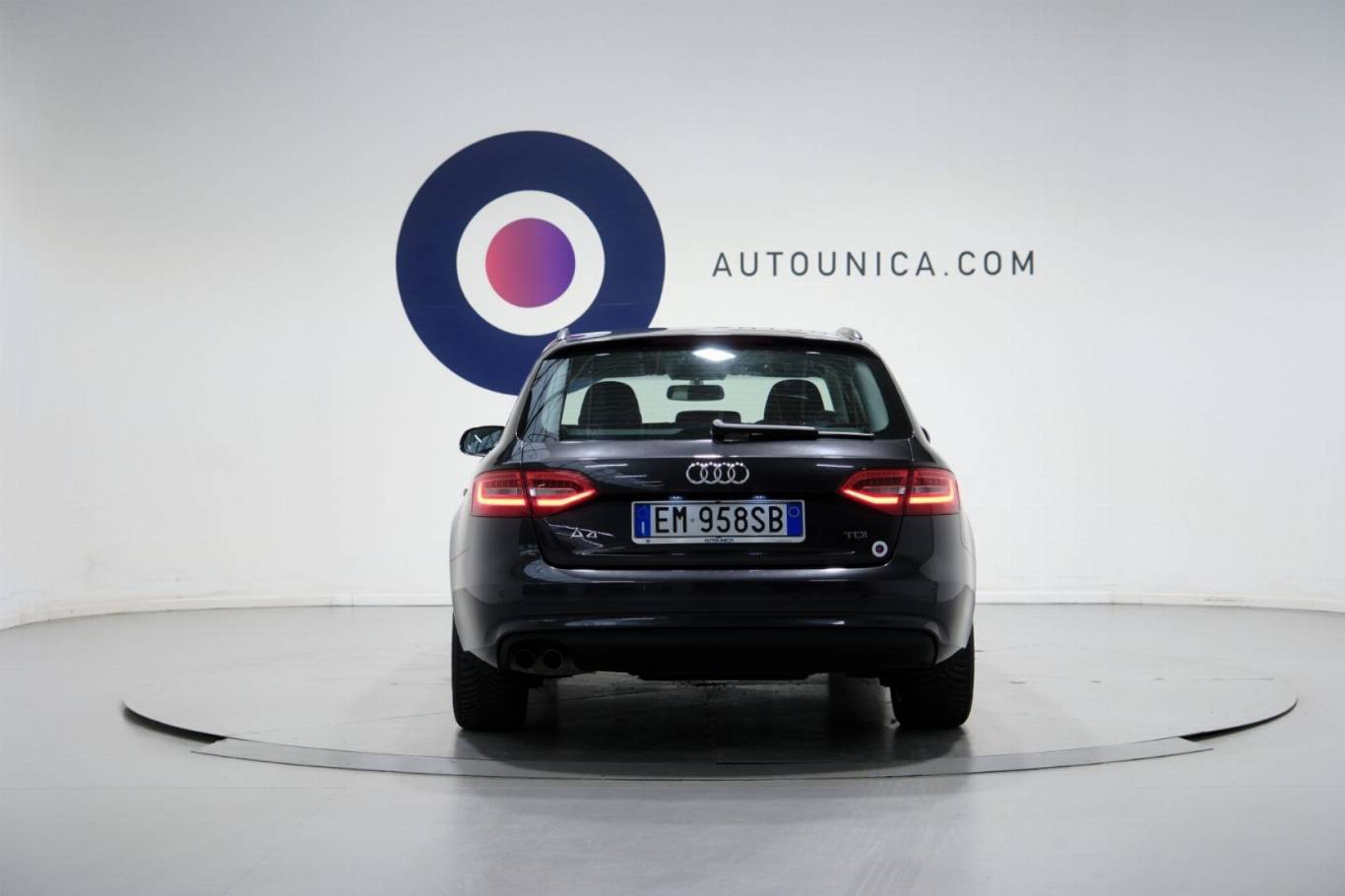 AUDI A4 16