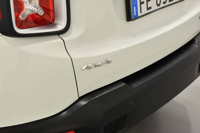 JEEP Renegade 41