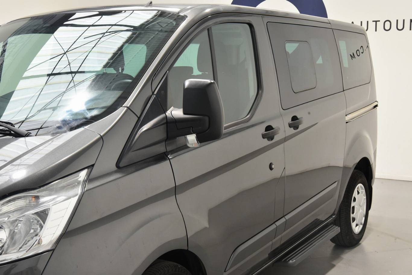 FORD Tourneo Custom 46