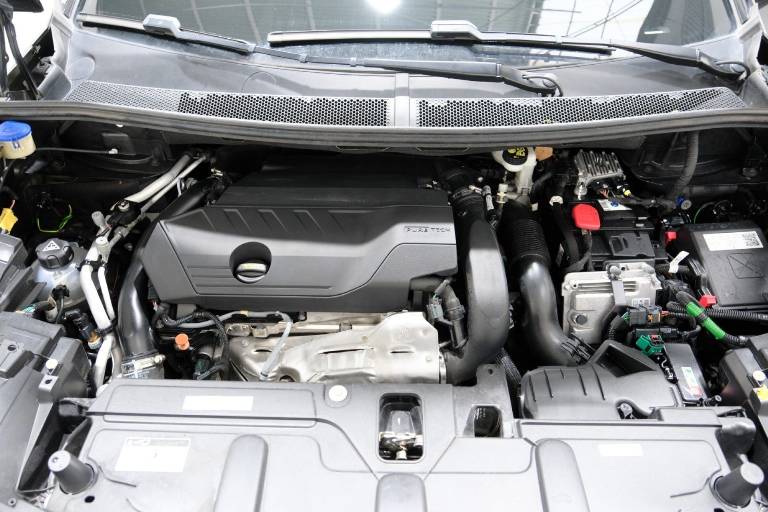 PEUGEOT 3008 66