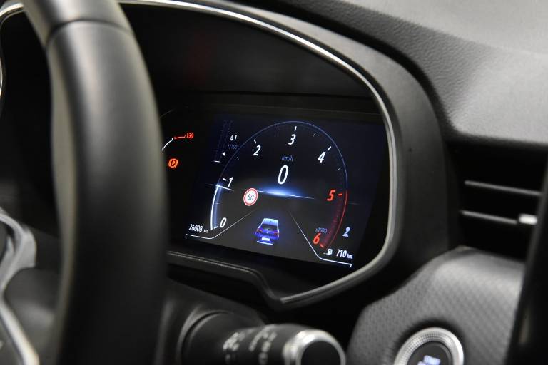 RENAULT Clio 23