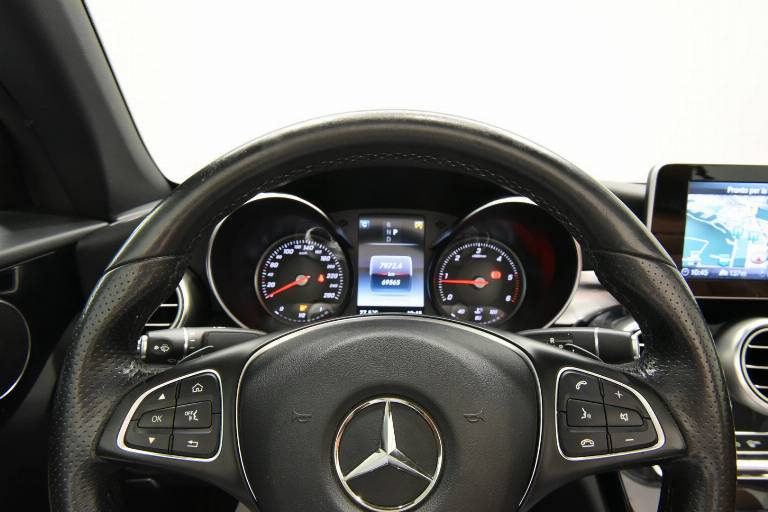MERCEDES-BENZ C 220 9
