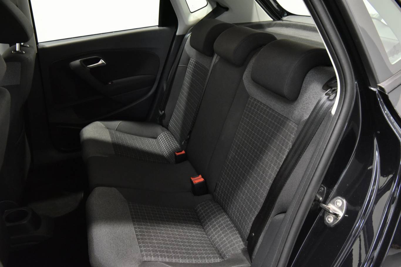 VOLKSWAGEN Polo 20