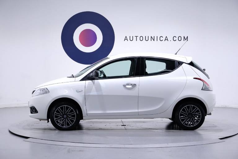 LANCIA Ypsilon 10