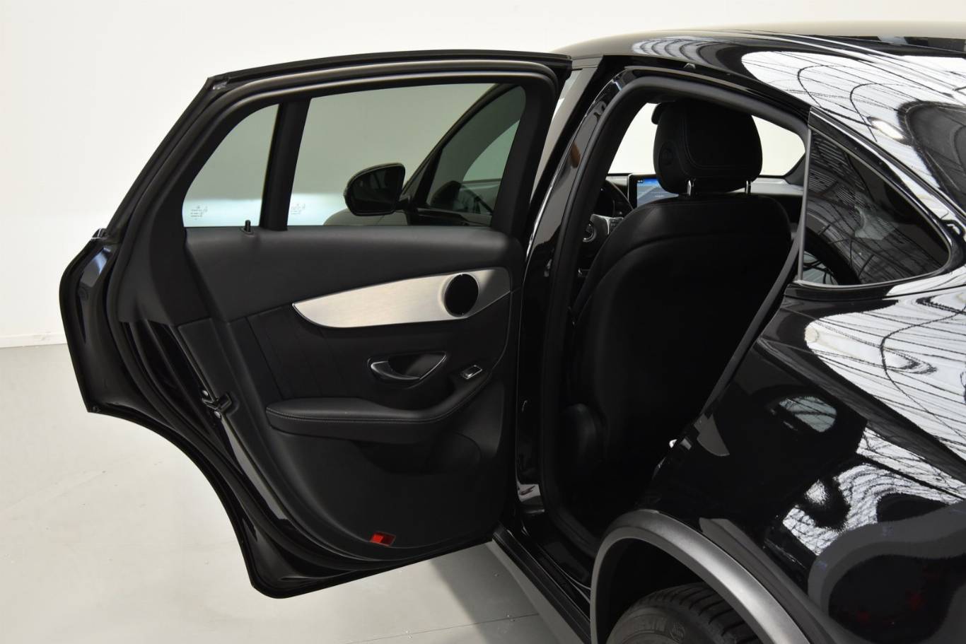 MERCEDES-BENZ GLC 220 48