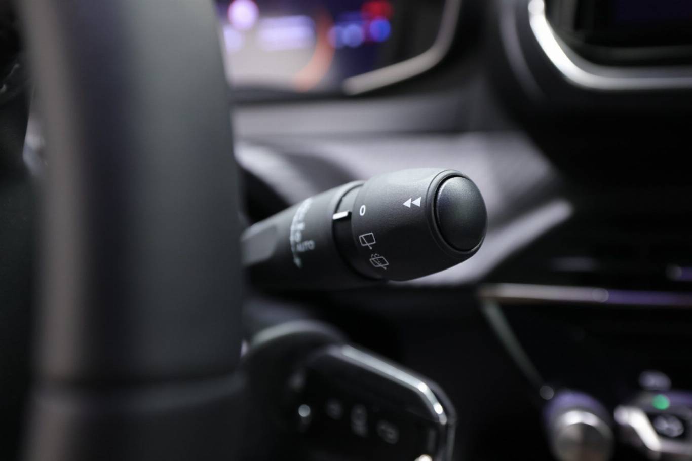 PEUGEOT 2008 25