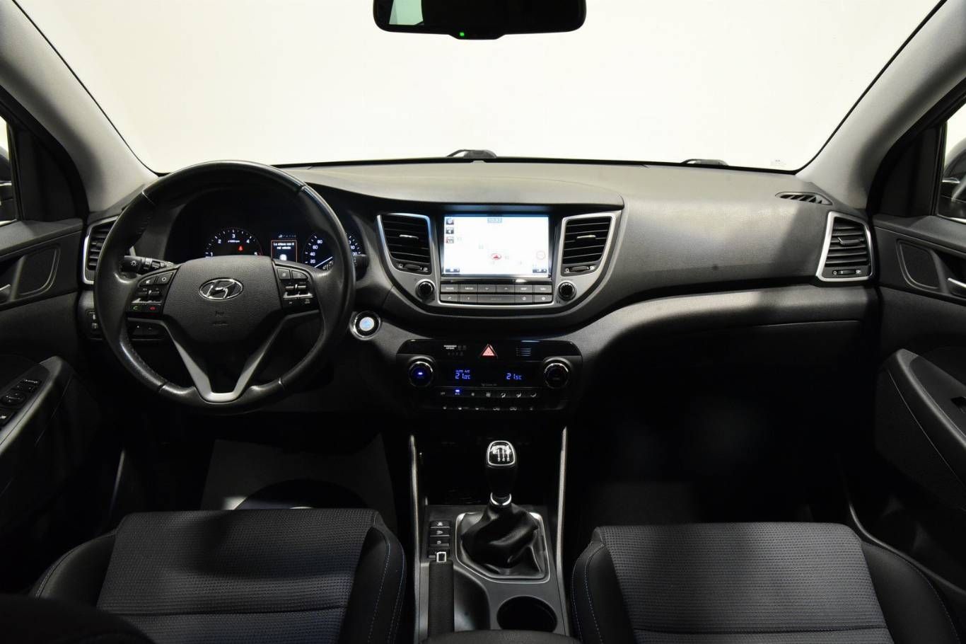 HYUNDAI Tucson 18
