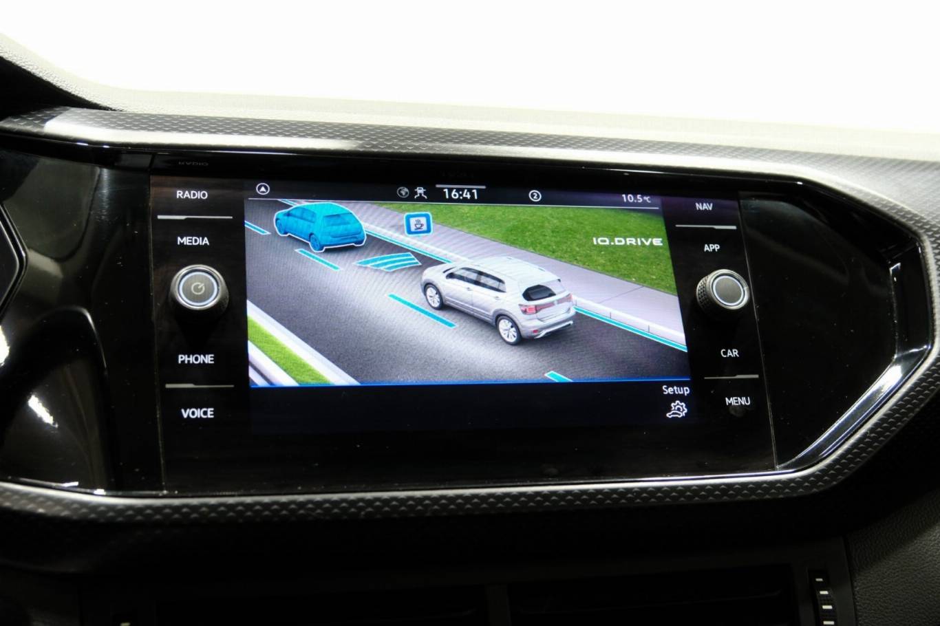 VOLKSWAGEN T-Cross 29