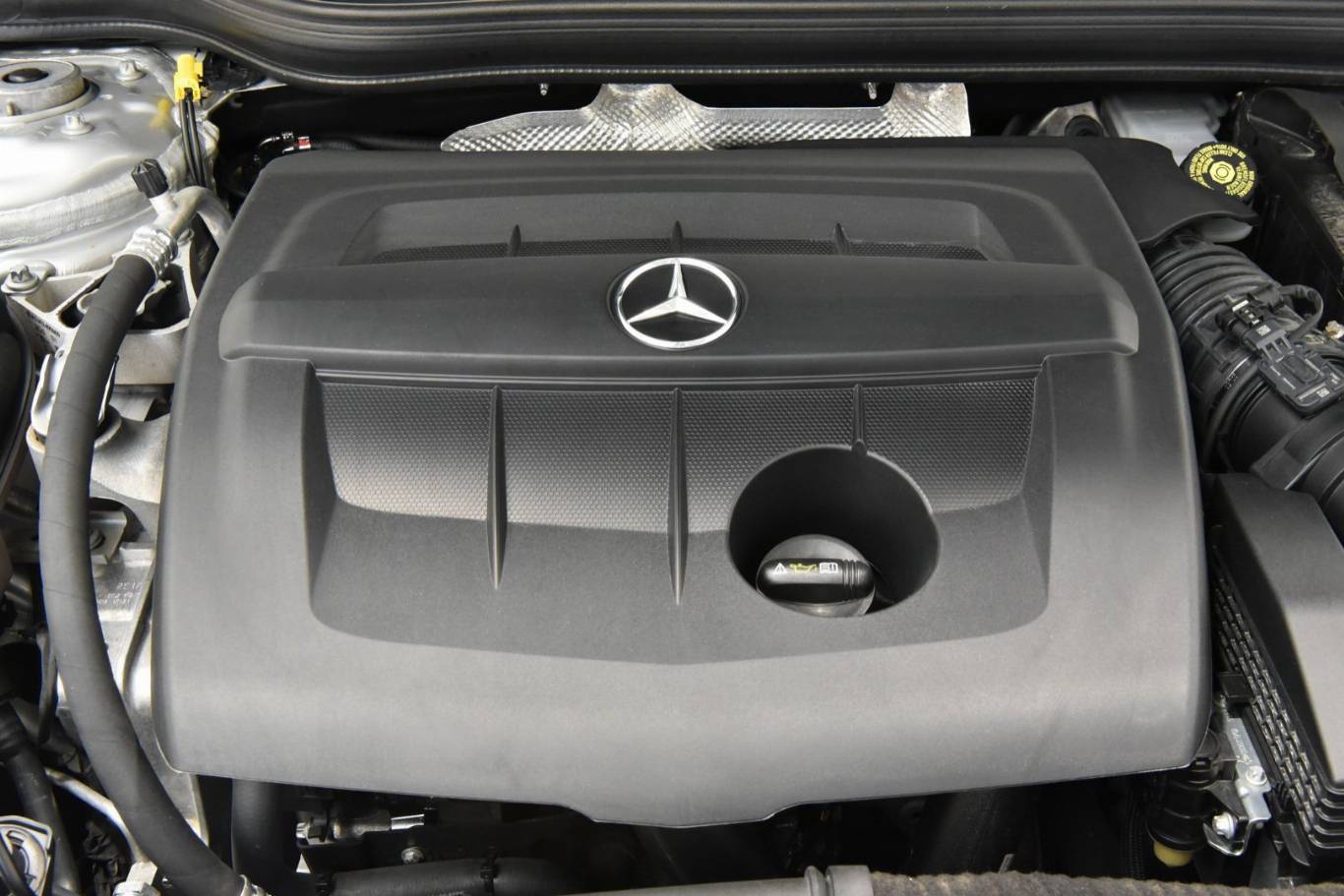 MERCEDES-BENZ A 180 13