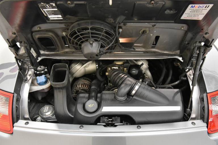PORSCHE 911 13