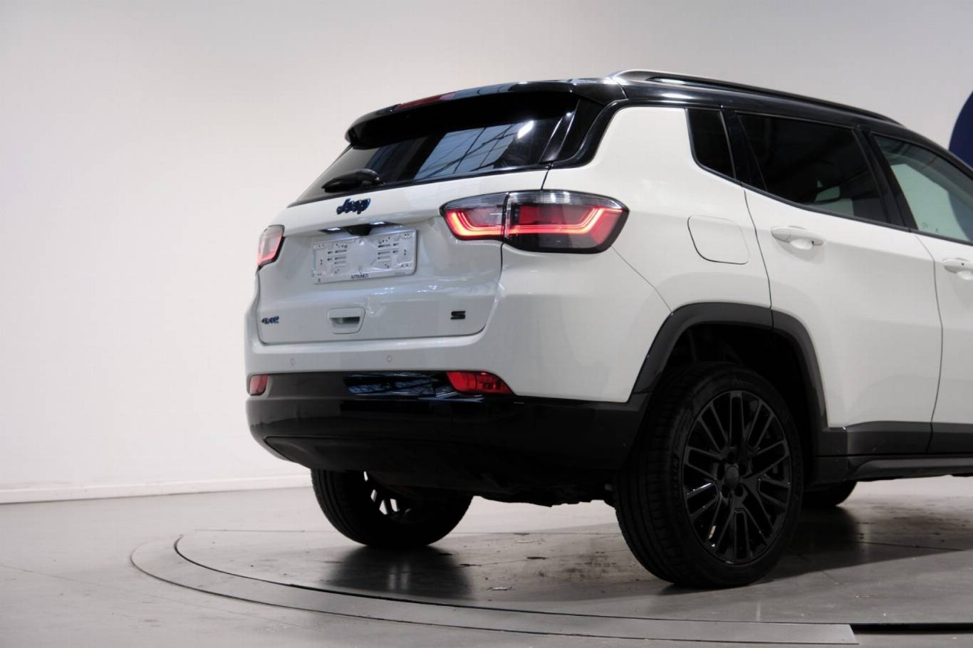 JEEP Compass 54
