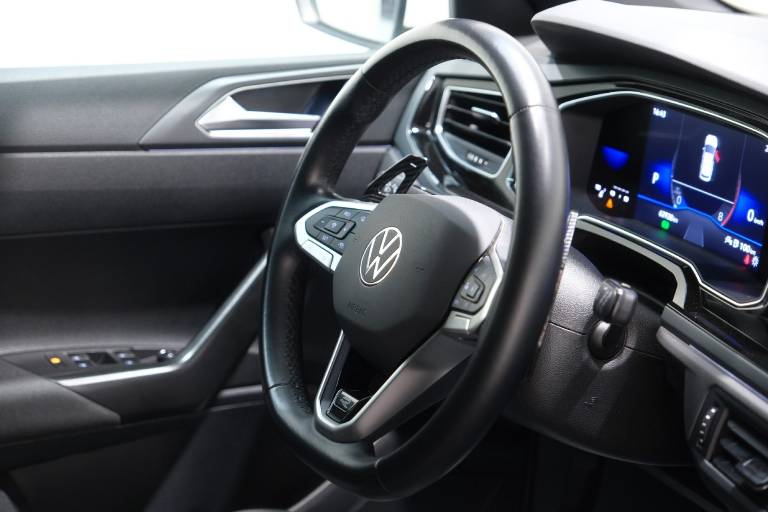 VOLKSWAGEN Polo 59