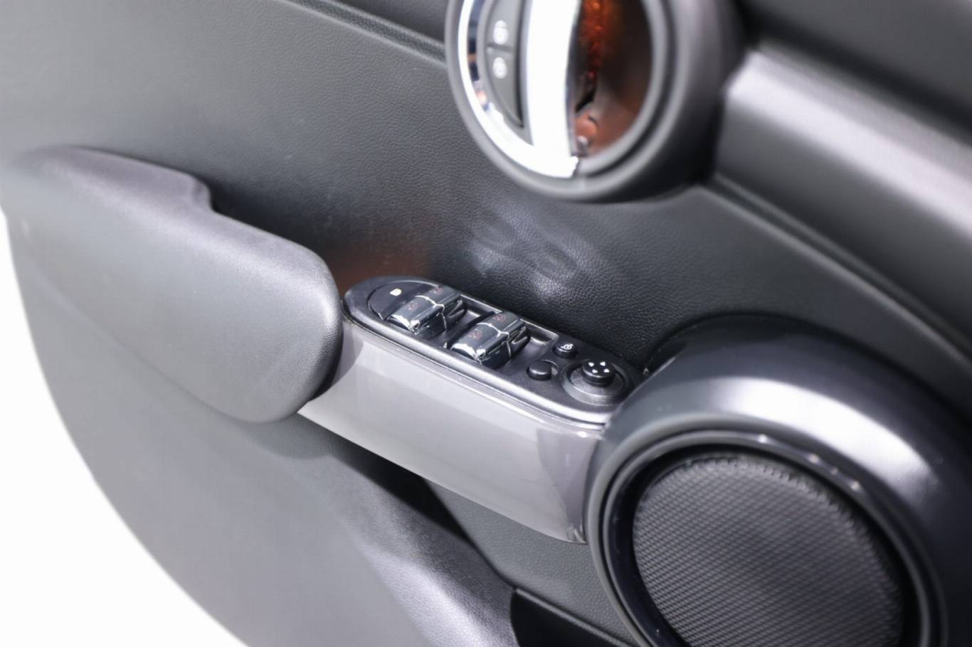 MINI One 32