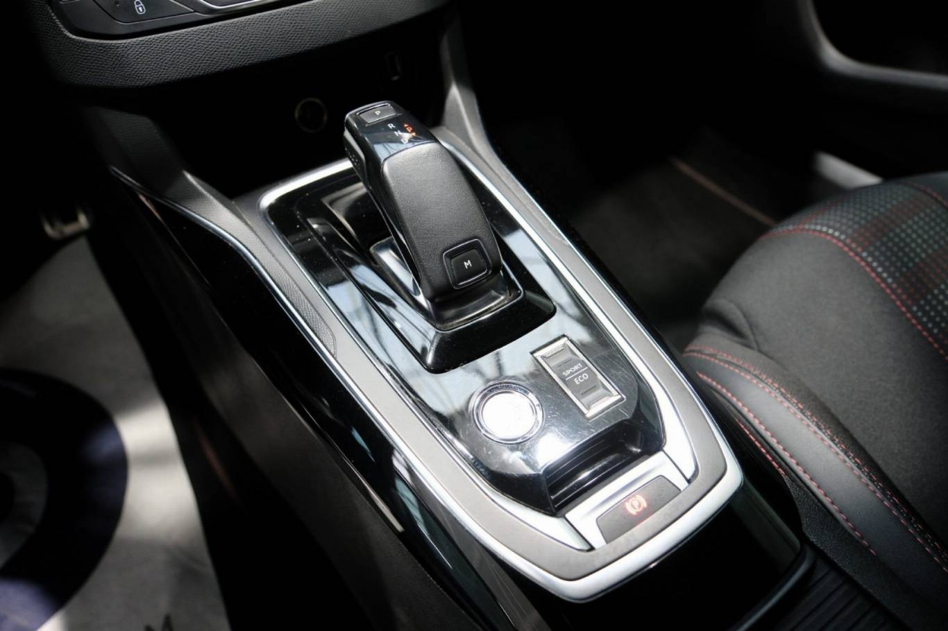 PEUGEOT 308 32