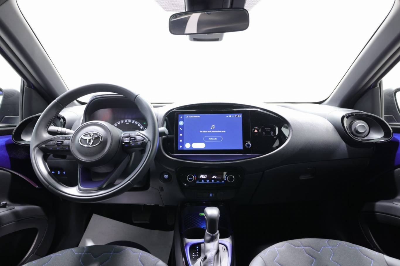 TOYOTA Aygo X 9