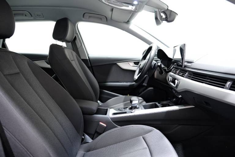 AUDI A4 61