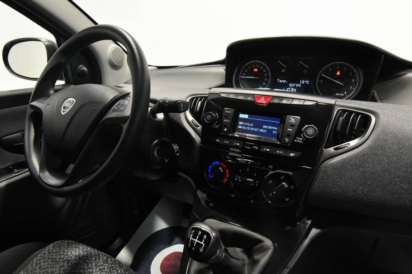 LANCIA Ypsilon 28