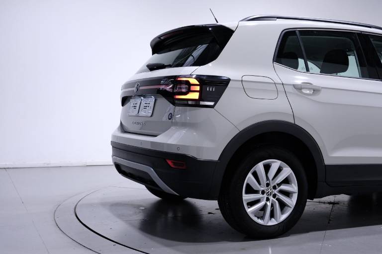 VOLKSWAGEN T-Cross 54