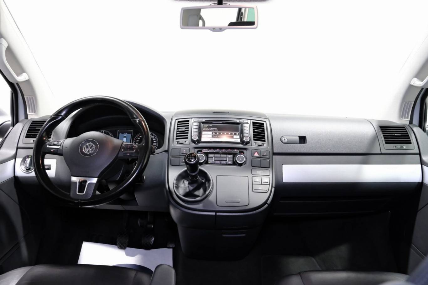 VOLKSWAGEN T5 Multivan 8