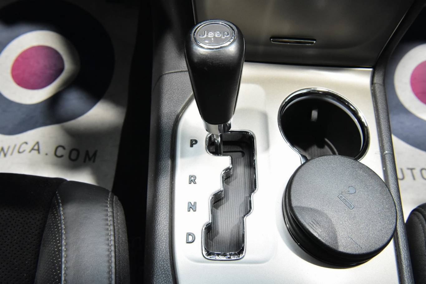 JEEP Grand Cherokee 8