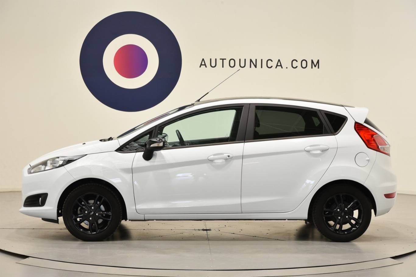 FORD Fiesta 32