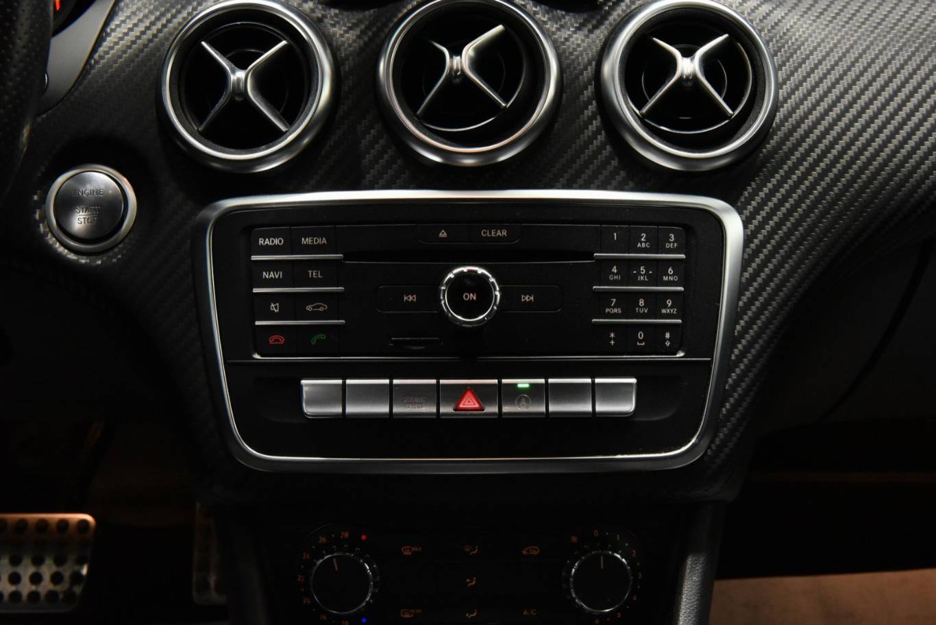 MERCEDES-BENZ A 200 11