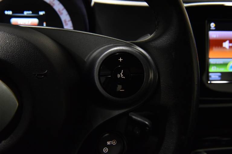 SMART ForFour 8