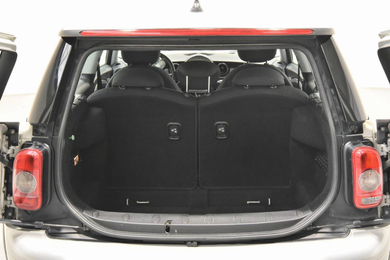 MINI Cooper Clubman 11