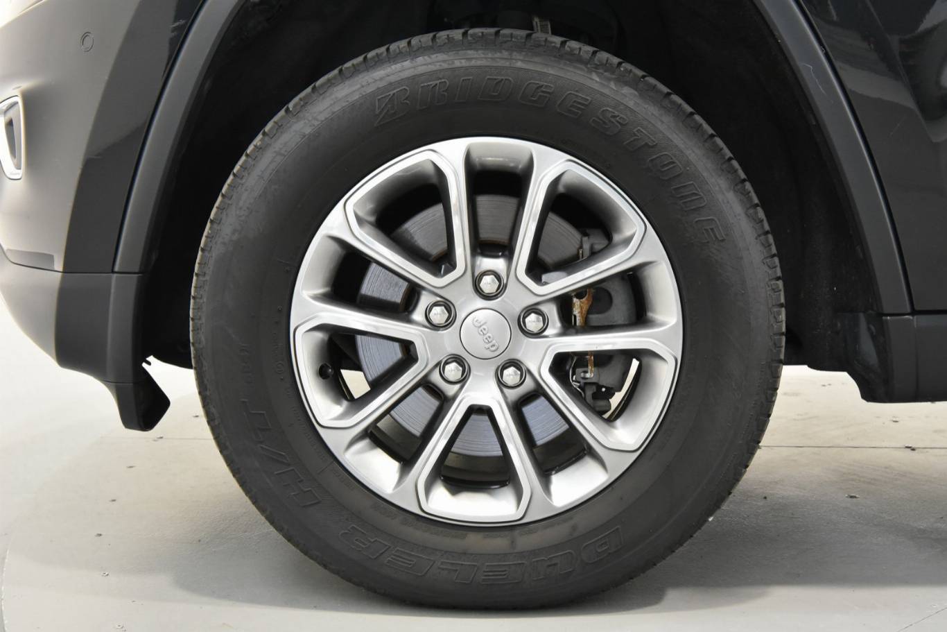 JEEP Grand Cherokee 33