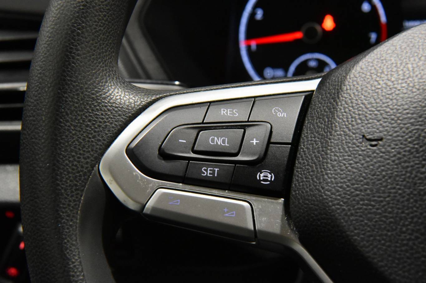 VOLKSWAGEN T-Cross 7