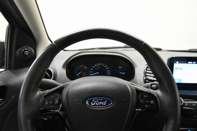 FORD Ka+ 24