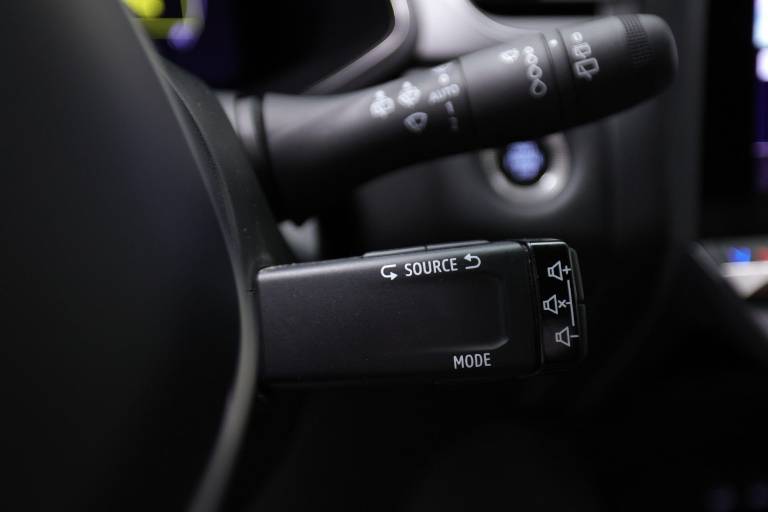 RENAULT Captur 24