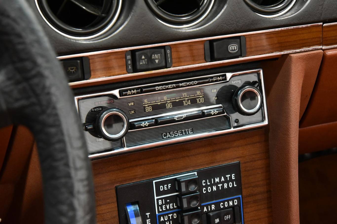 MERCEDES-BENZ SL 450 12