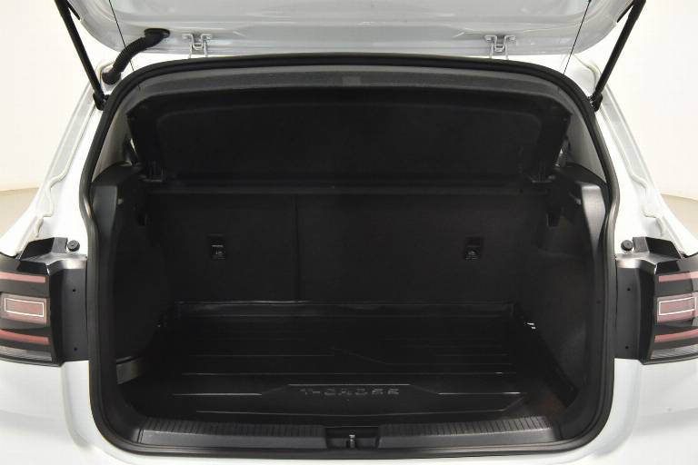 VOLKSWAGEN T-Cross 13