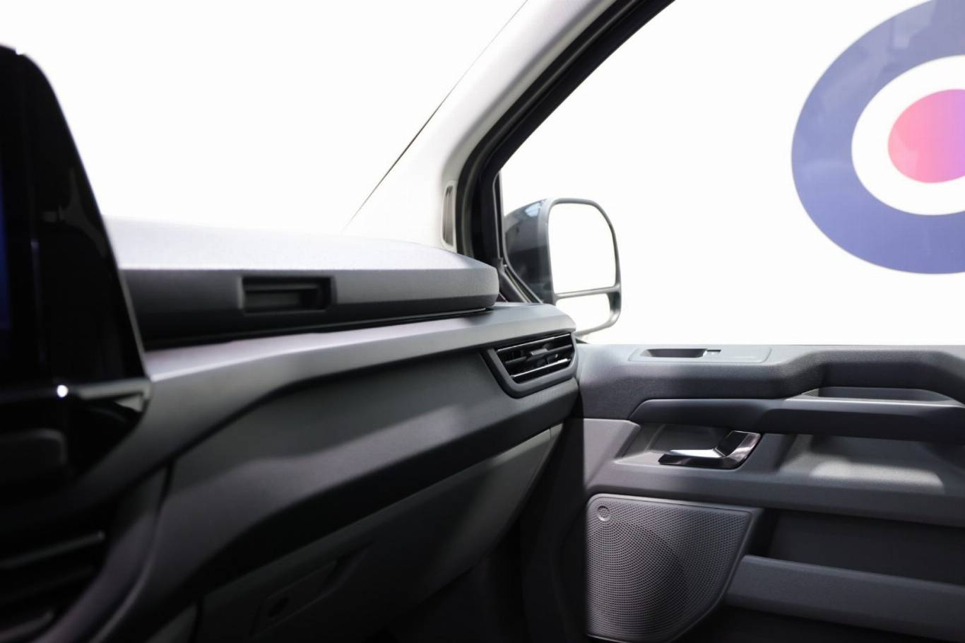 FORD Tourneo Custom 32