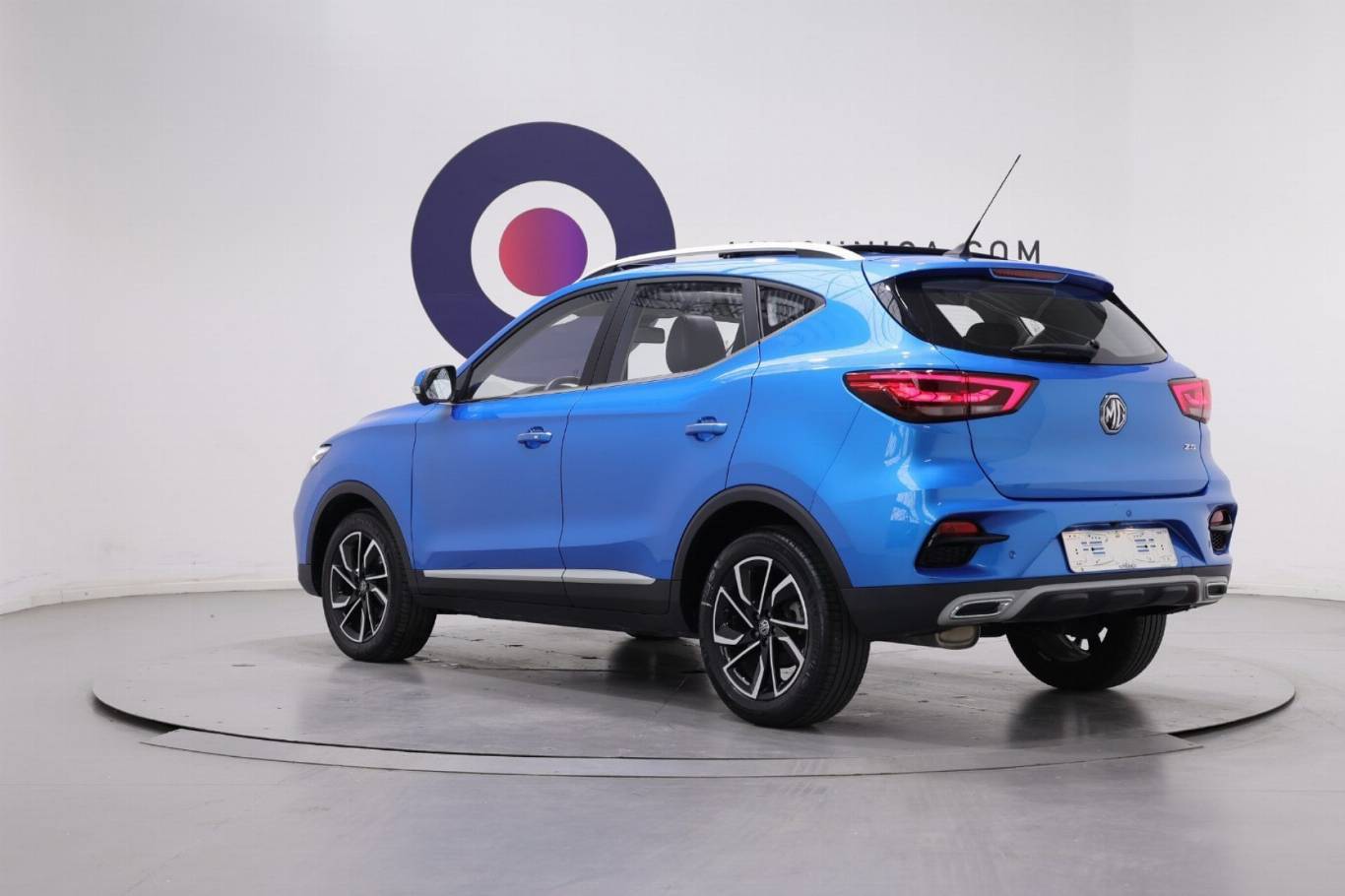 MG ZS 18