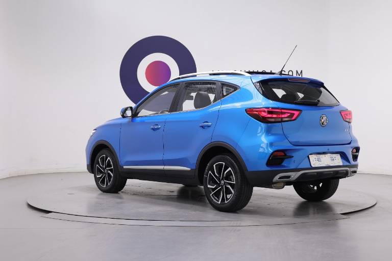 MG ZS 18
