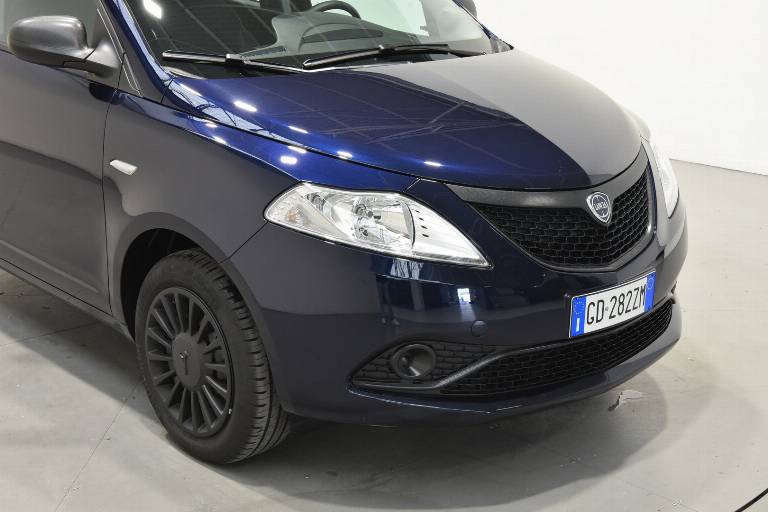 LANCIA Ypsilon 46