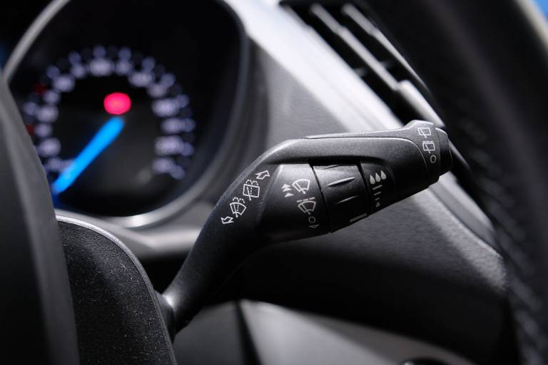 FORD Kuga 23