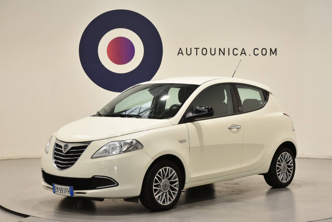 LANCIA Ypsilon 1